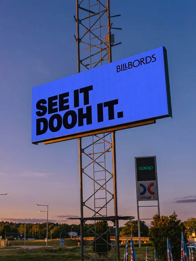 E22 Nättraby — digital reklamskärm i Karlskrona